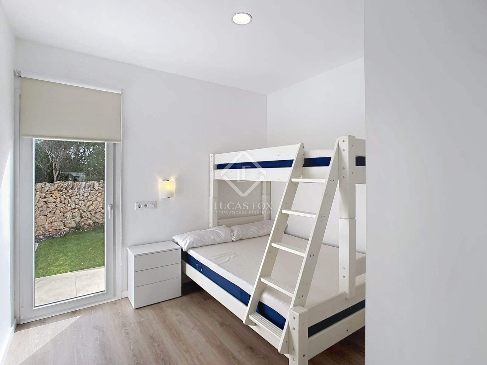 2 soveværelse Villa til salg i Ciutadella de Menorca med swimmingpool - € 475.000 (Ref: 8845870)