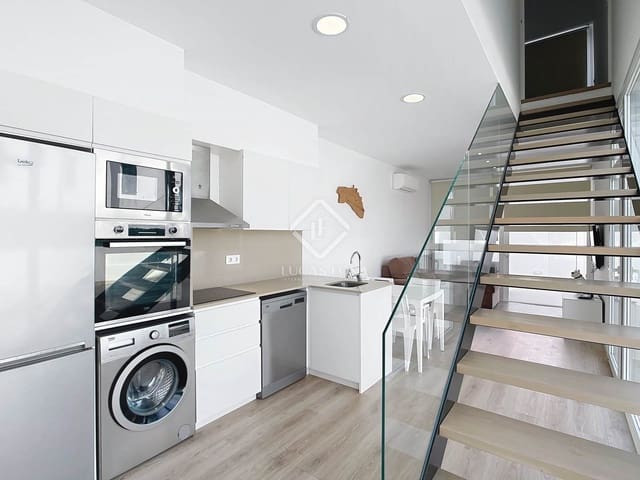 2 slaapkamer Villa te koop in Ciutadella de Menorca met zwembad - € 475.000 (Ref: 8845870)