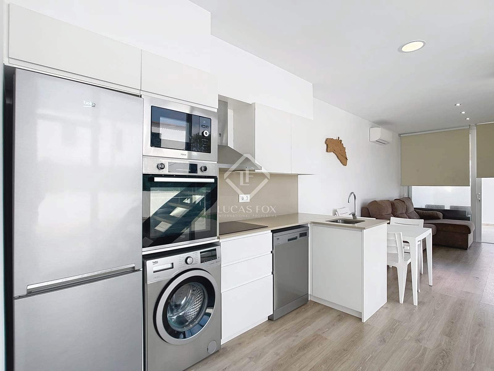 2 soveværelse Villa til salg i Ciutadella de Menorca med swimmingpool - € 475.000 (Ref: 8845870)