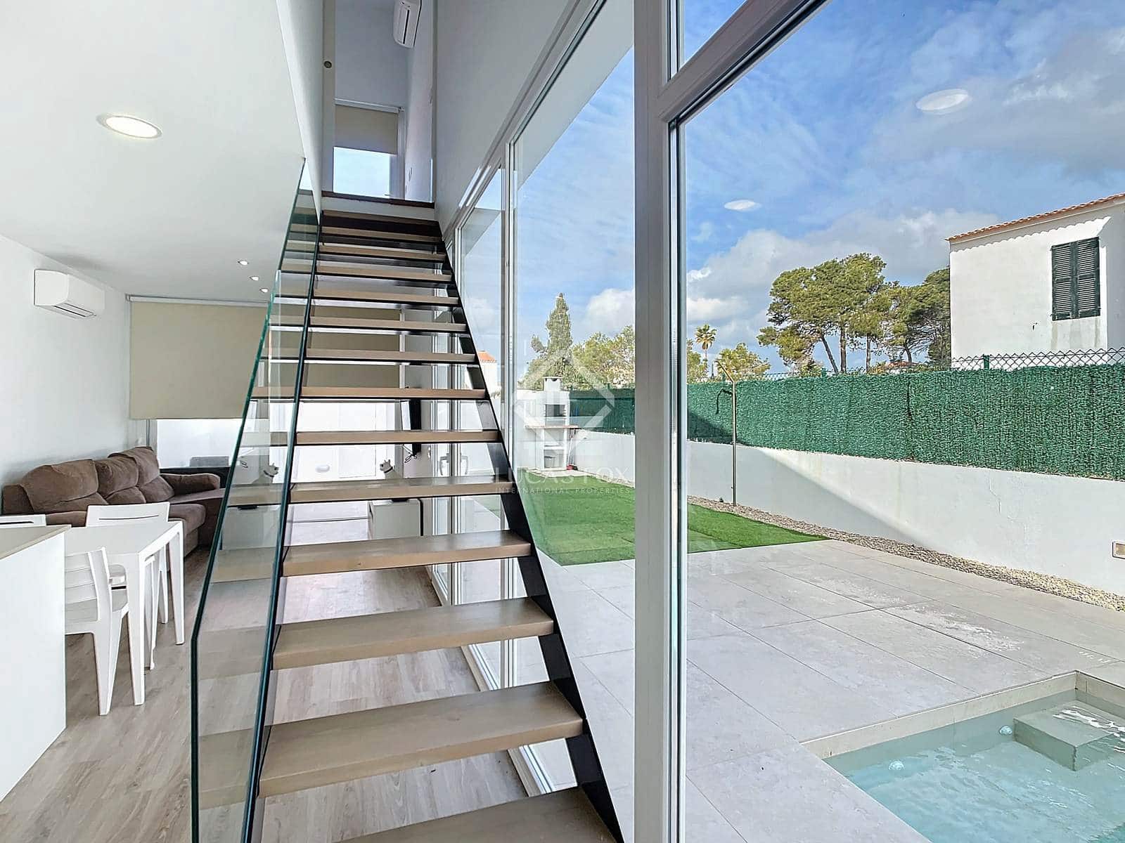 2 soveværelse Villa til salg i Ciutadella de Menorca med swimmingpool - € 475.000 (Ref: 8845870)