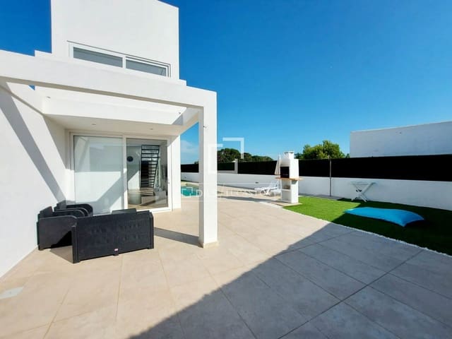 2 sovrum Villa till salu i Ciutadella de Menorca med pool - 460 000 € (Ref: 8845870)