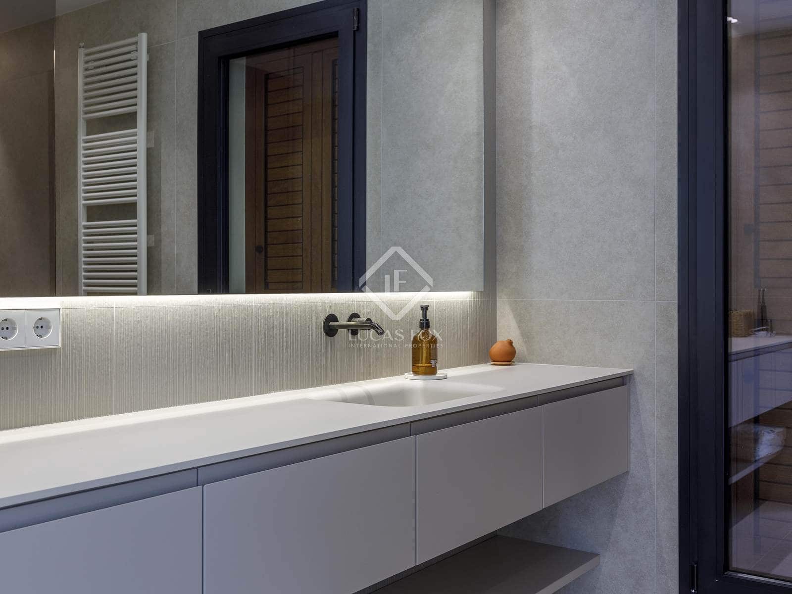 4 slaapkamer Villa te koop in L'Eliana met zwembad garage - € 1.590.000 (Ref: 8845871)