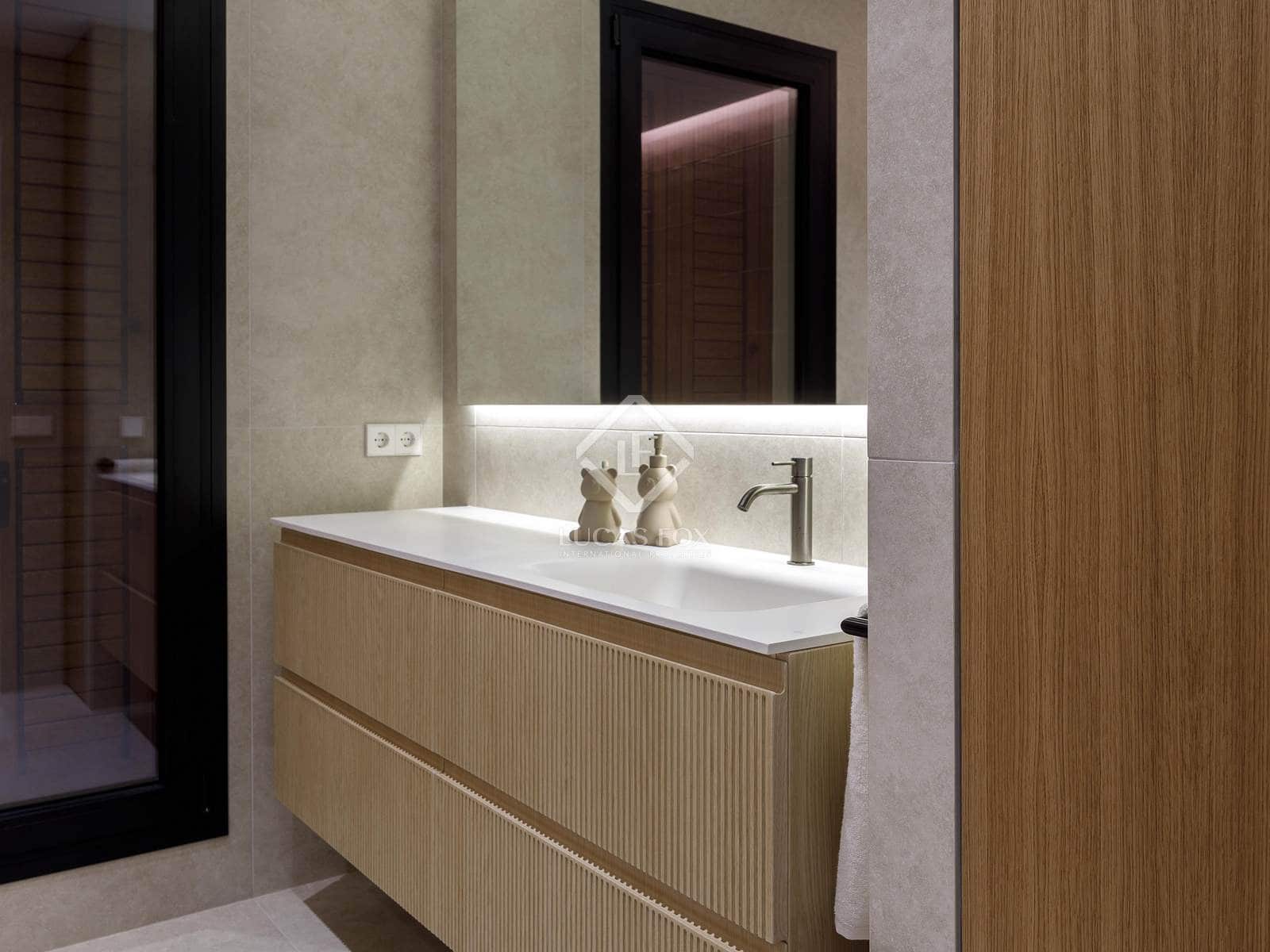 4 slaapkamer Villa te koop in L'Eliana met zwembad garage - € 1.590.000 (Ref: 8845871)