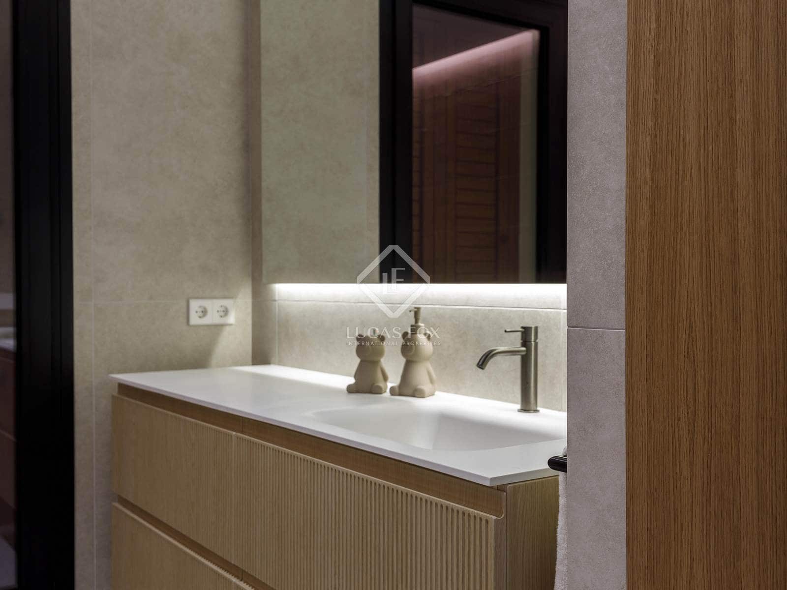 4 slaapkamer Villa te koop in L'Eliana met zwembad garage - € 1.590.000 (Ref: 8845871)