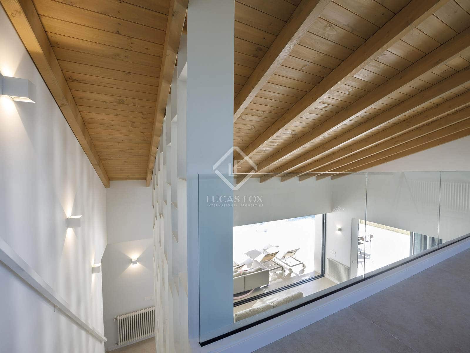 4 slaapkamer Villa te koop in L'Eliana met zwembad garage - € 1.590.000 (Ref: 8845871)