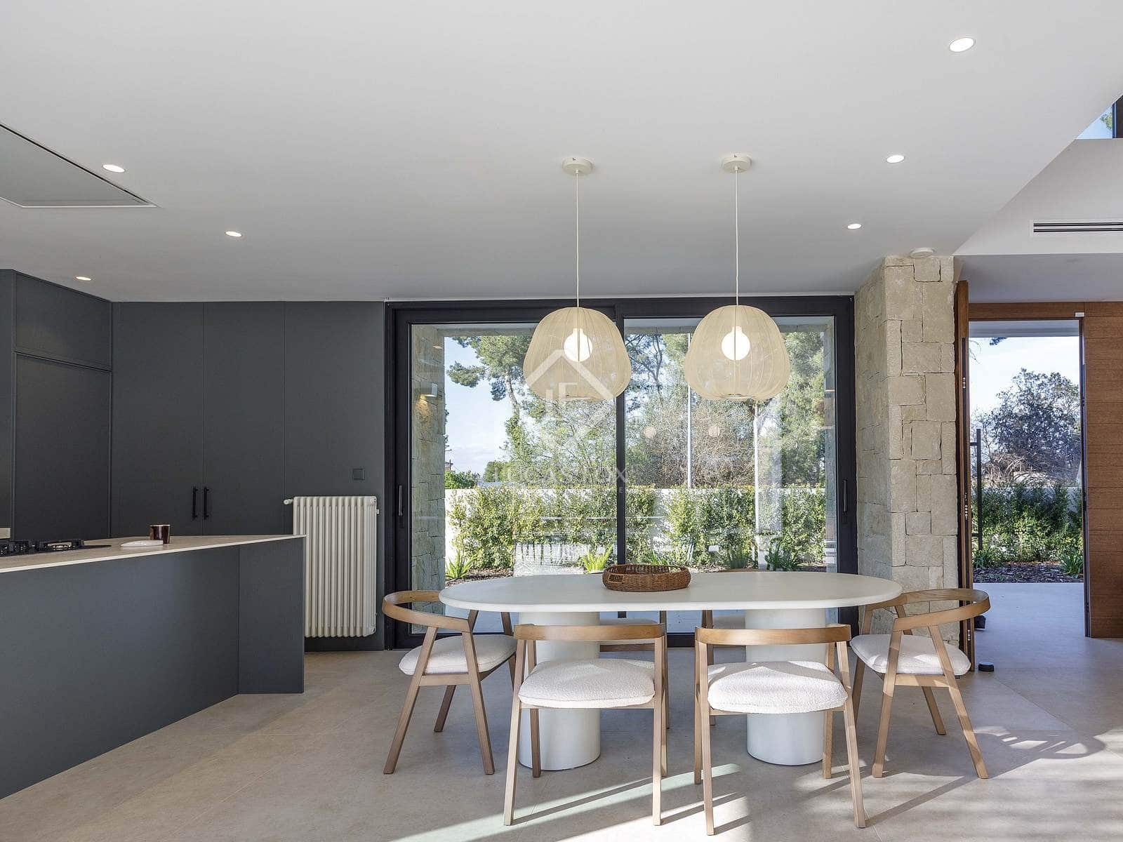 4 slaapkamer Villa te koop in L'Eliana met zwembad garage - € 1.590.000 (Ref: 8845871)