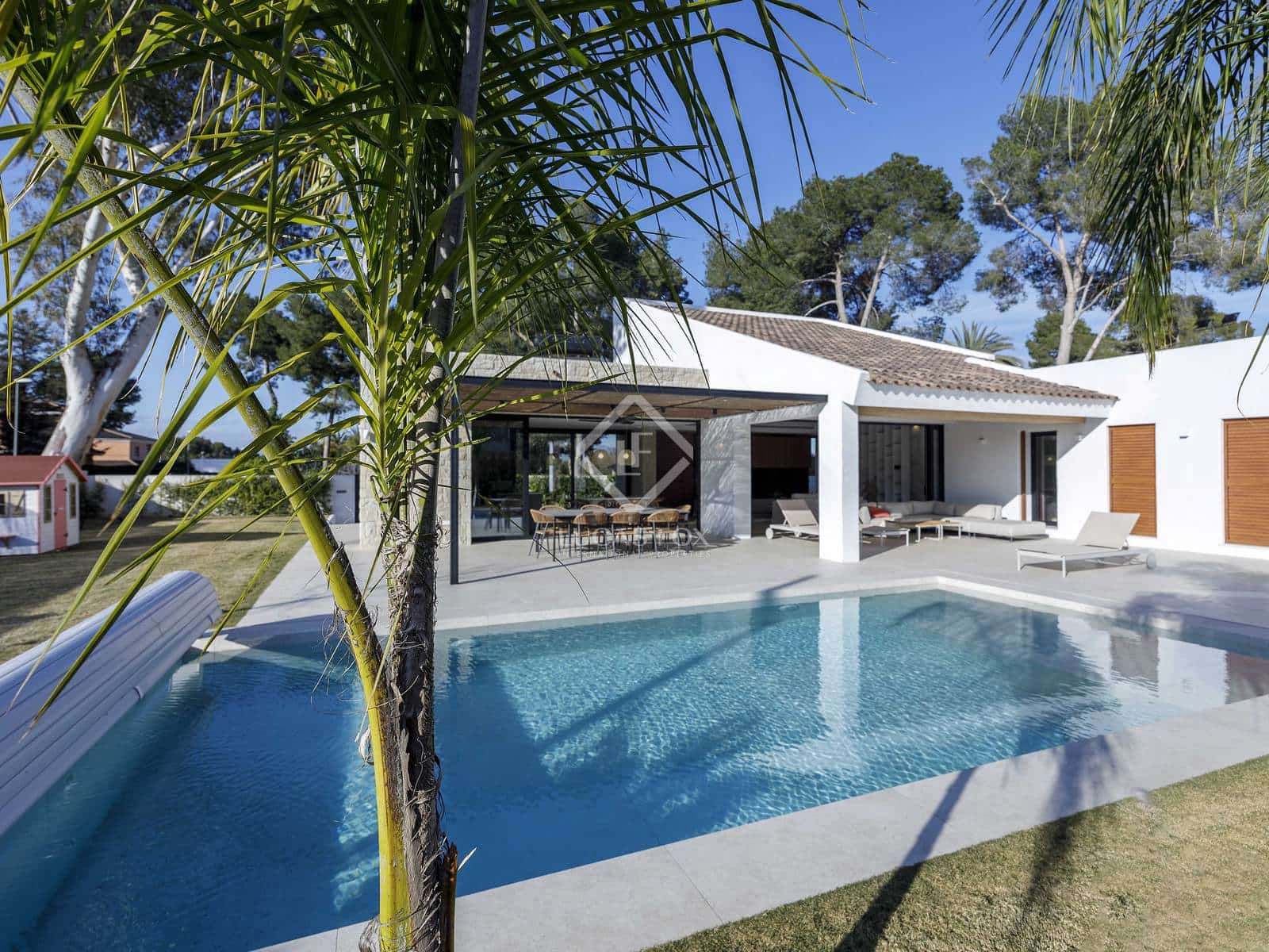 4 slaapkamer Villa te koop in L'Eliana met zwembad garage - € 1.590.000 (Ref: 8845871)