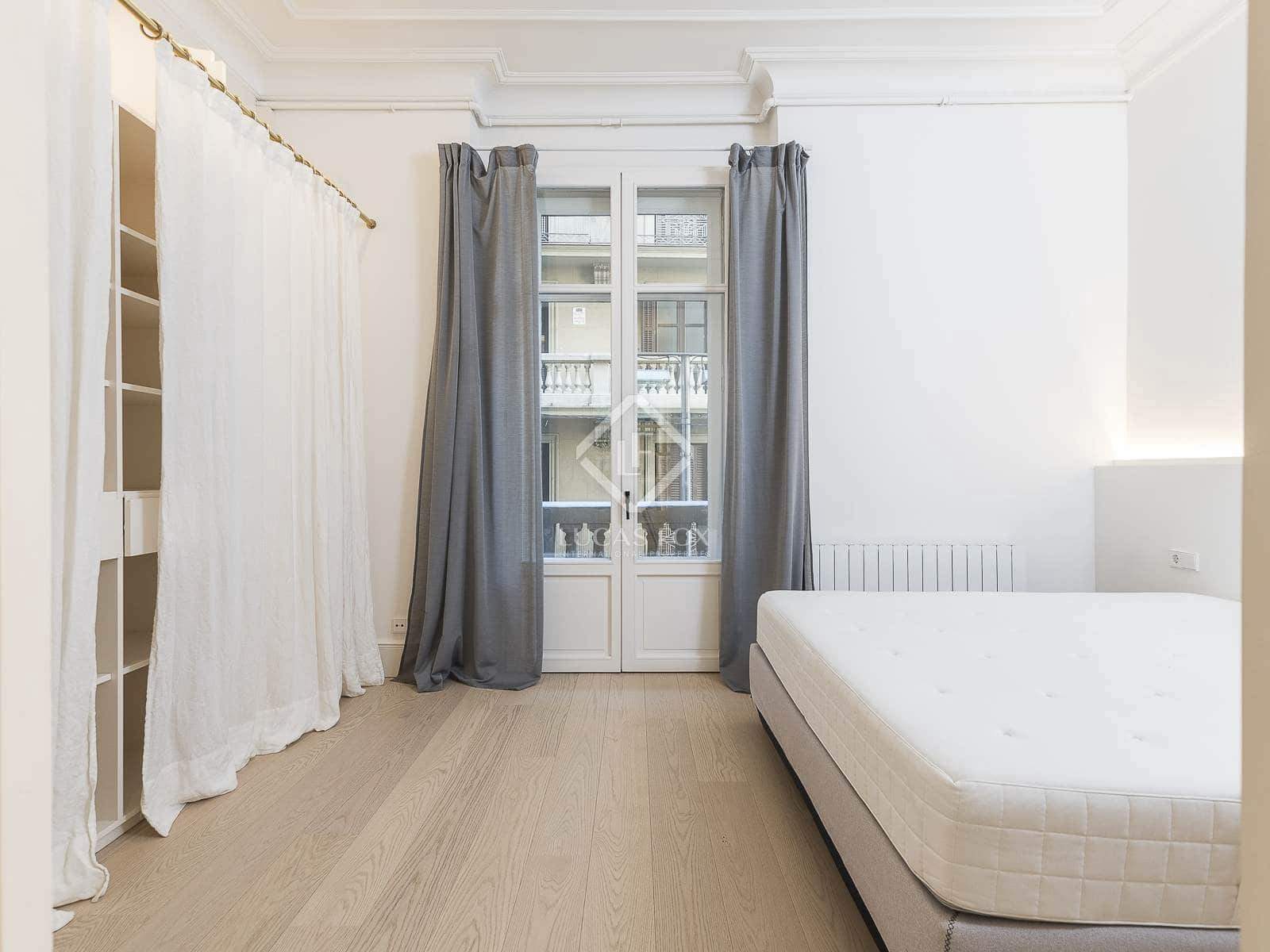 4 slaapkamer Appartement te koop in Barcelona stad - € 1.490.000 (Ref: 8848180)