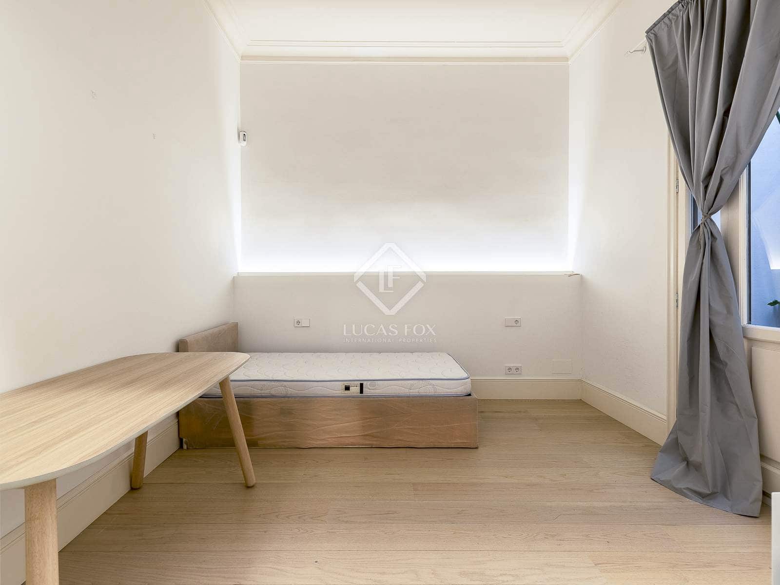 4 slaapkamer Appartement te koop in Barcelona stad - € 1.490.000 (Ref: 8848180)