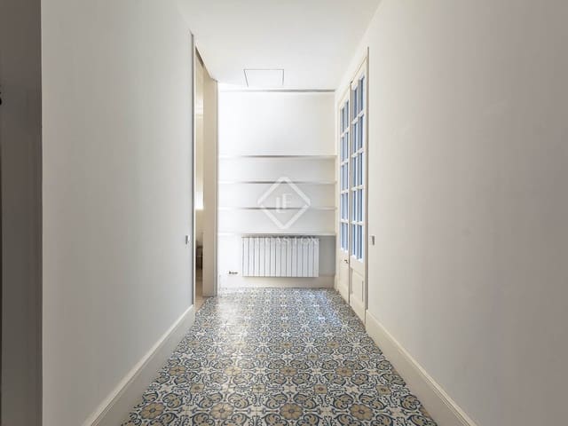 4 slaapkamer Appartement te koop in Barcelona stad - € 1.490.000 (Ref: 8848180)