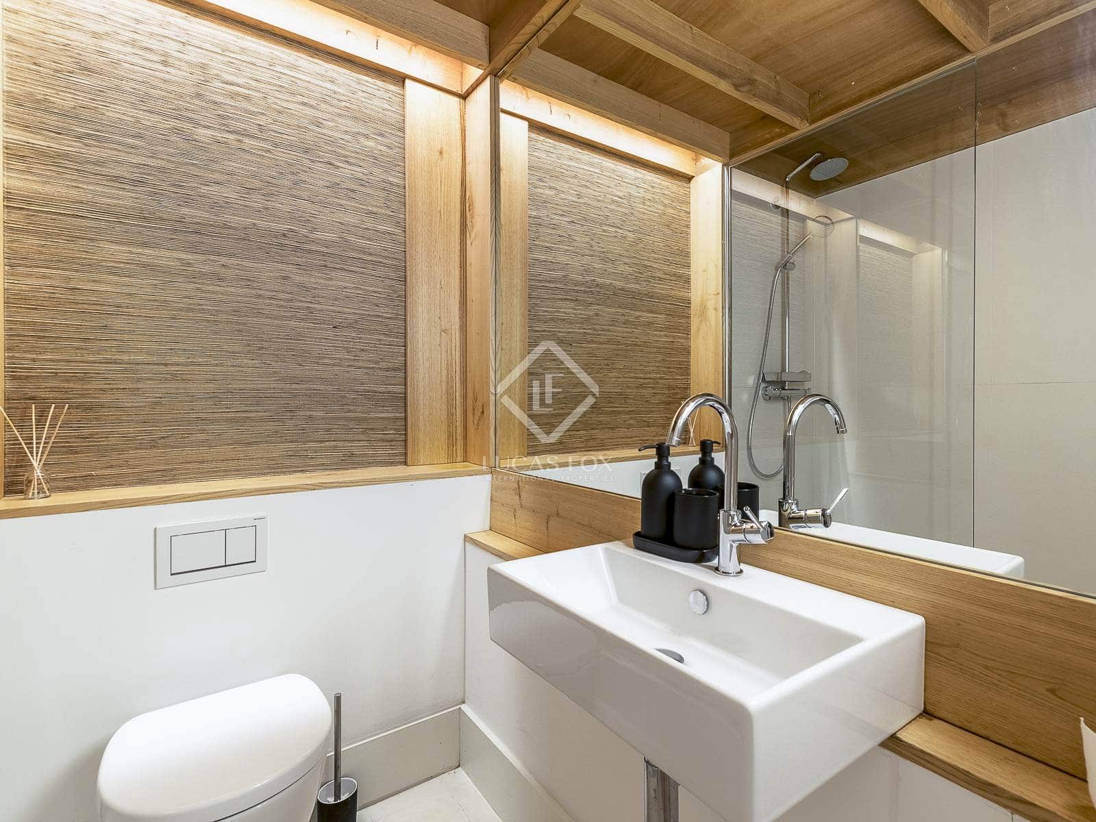 4 slaapkamer Appartement te koop in Barcelona stad - € 1.490.000 (Ref: 8848180)