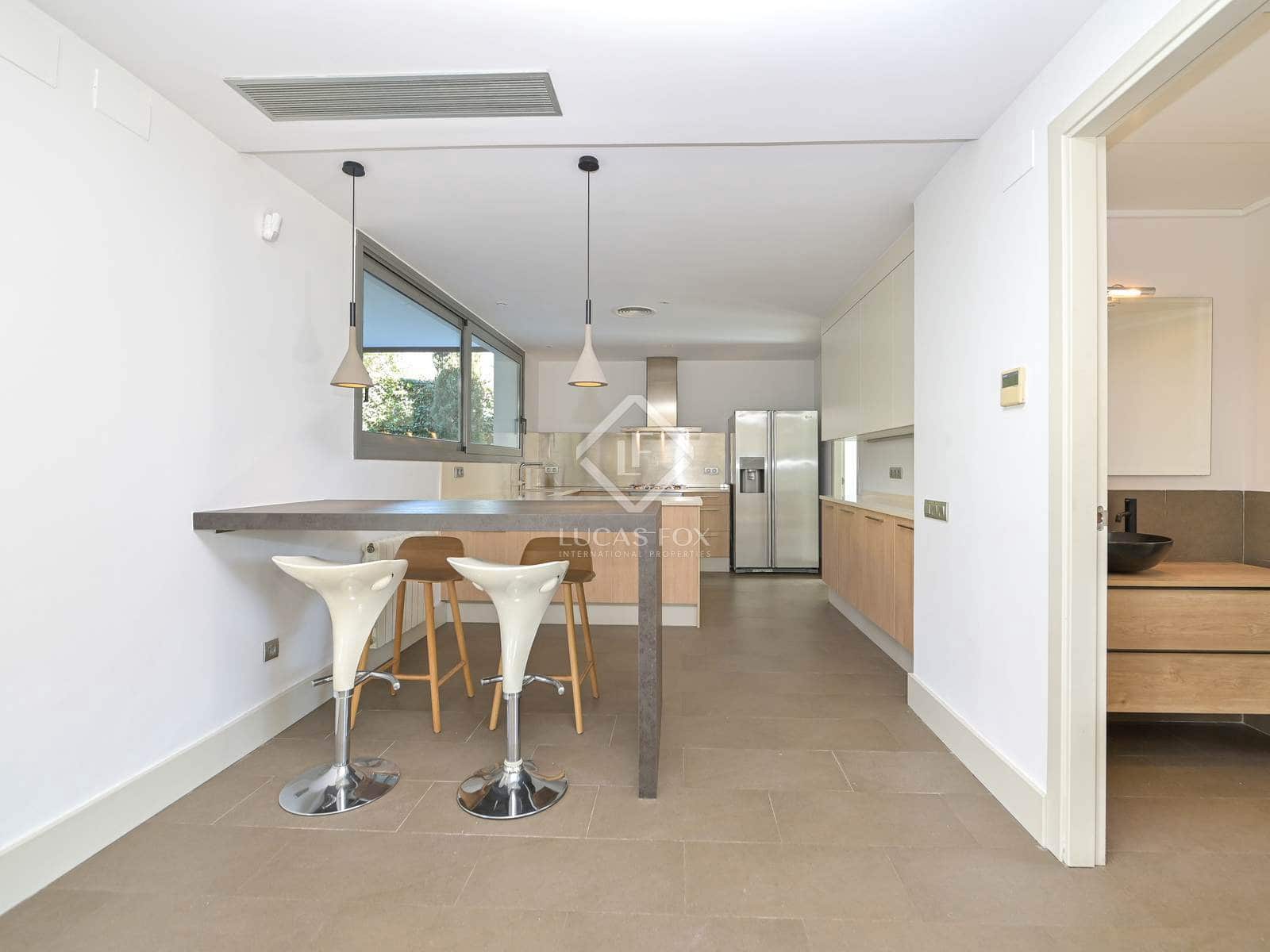 5 soveværelse Villa til salg i Santa Cristina d'Aro med swimmingpool garage - € 1.430.000 (Ref: 8850056)