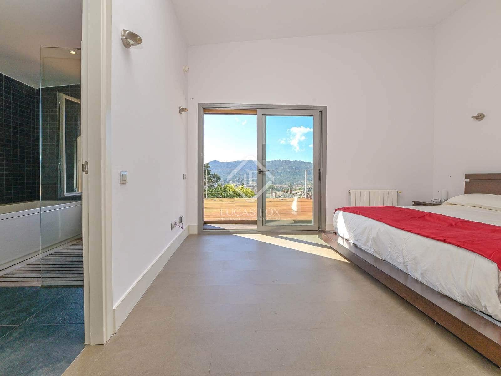 5 soveværelse Villa til salg i Santa Cristina d'Aro med swimmingpool garage - € 1.430.000 (Ref: 8850056)