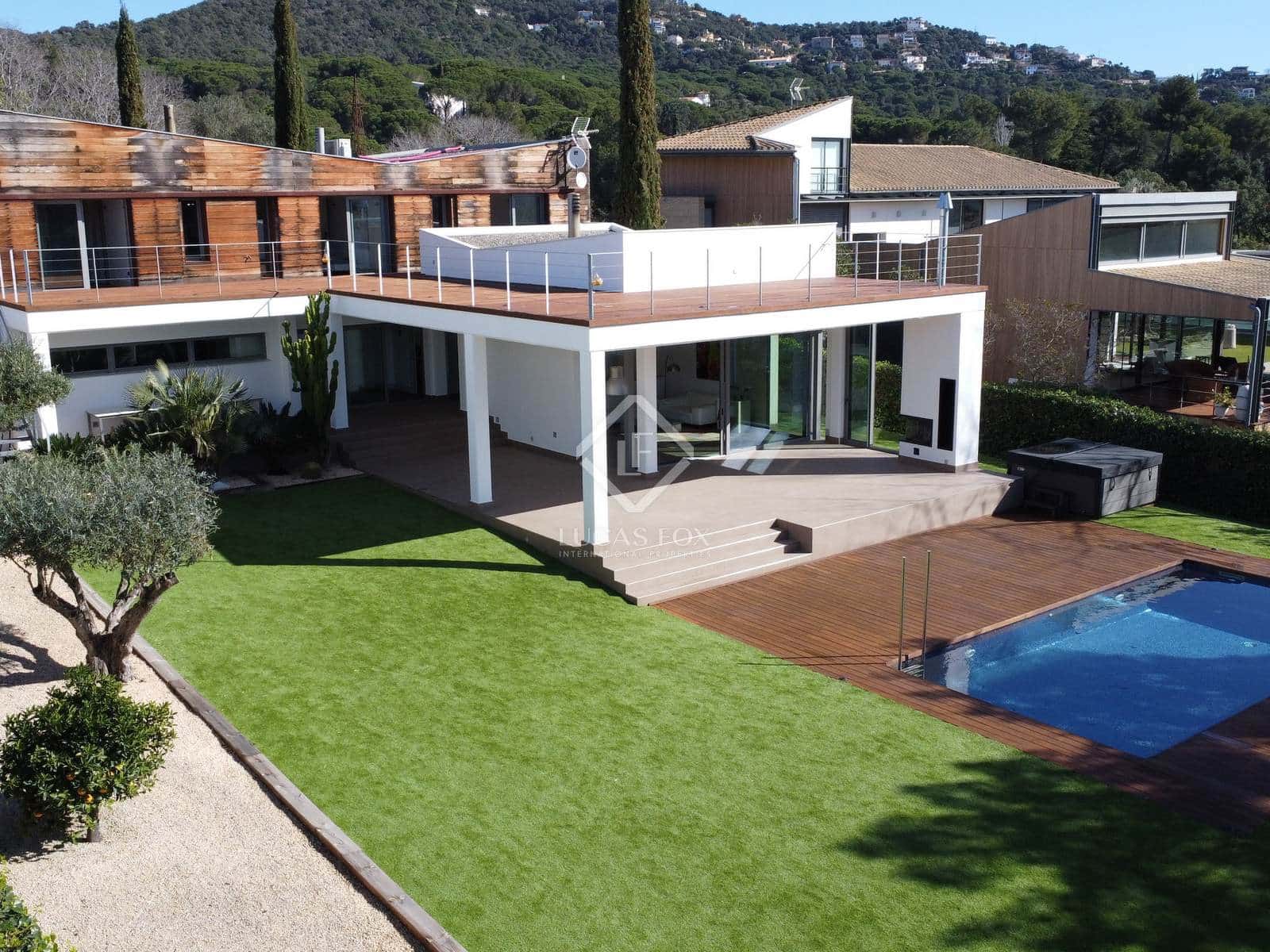 5 soveværelse Villa til salg i Santa Cristina d'Aro med swimmingpool garage - € 1.430.000 (Ref: 8850056)