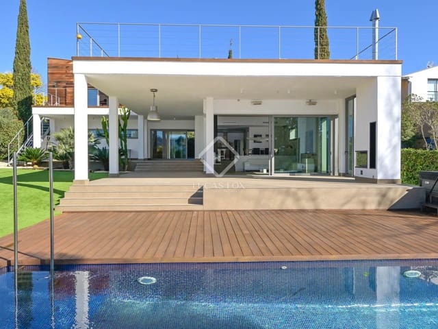 5 chambre Villa/Maison à vendre à Santa Cristina d'Aro avec piscine garage - 1 430 000 € (Ref: 8850056)