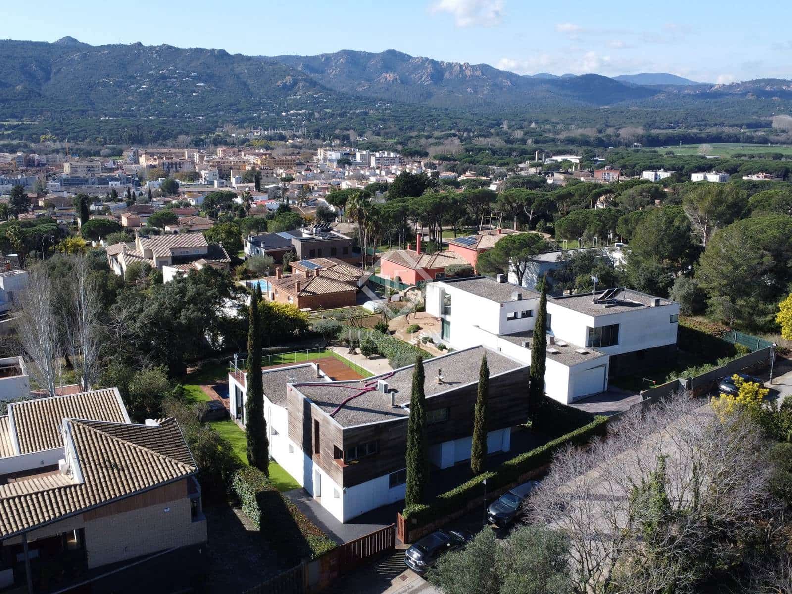 5 soveværelse Villa til salg i Santa Cristina d'Aro med swimmingpool garage - € 1.430.000 (Ref: 8850056)