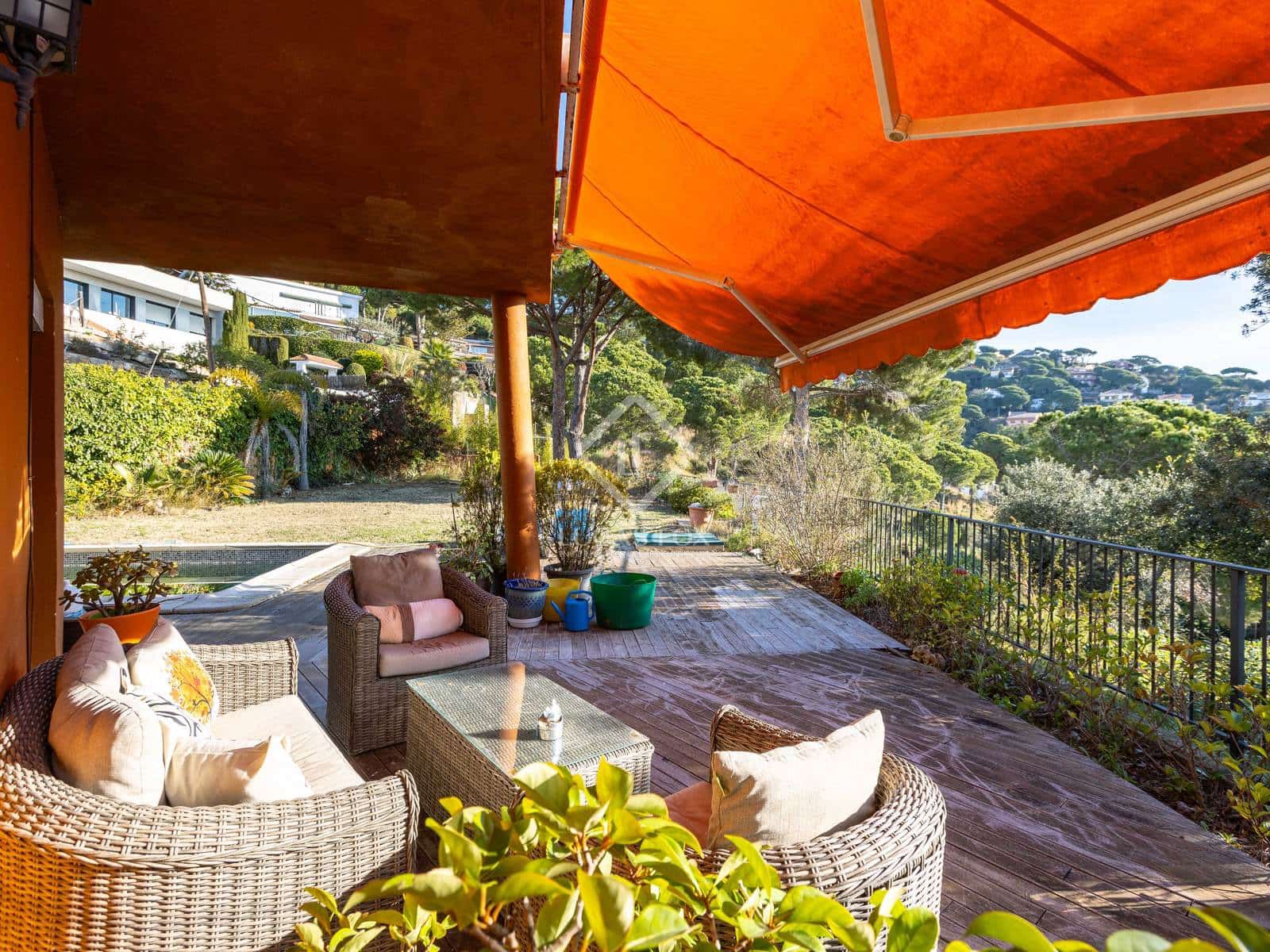 5 soveværelse Villa til salg i Cabrils med swimmingpool garage - € 710.000 (Ref: 8850382)