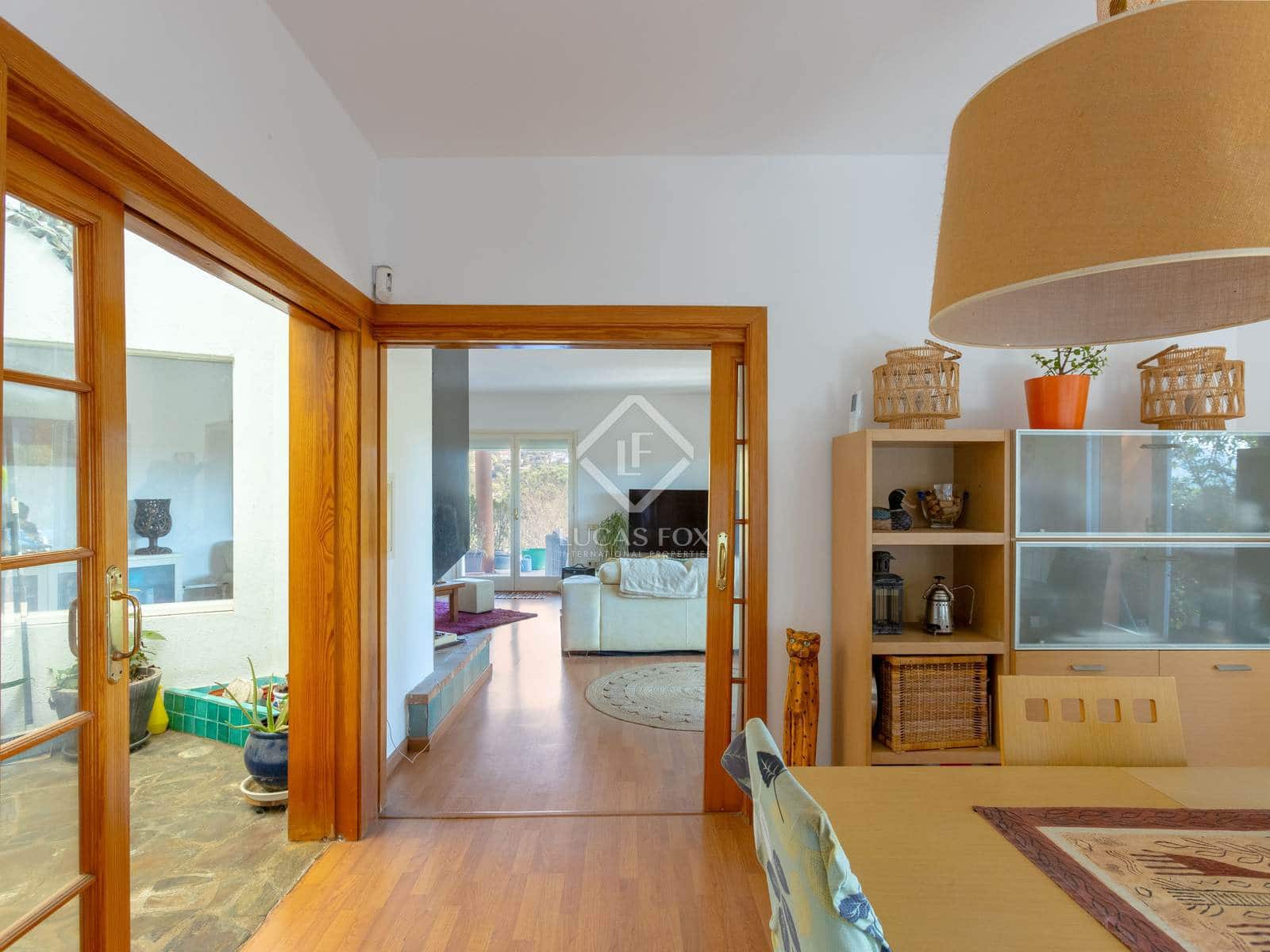 5 soveværelse Villa til salg i Cabrils med swimmingpool garage - € 710.000 (Ref: 8850382)