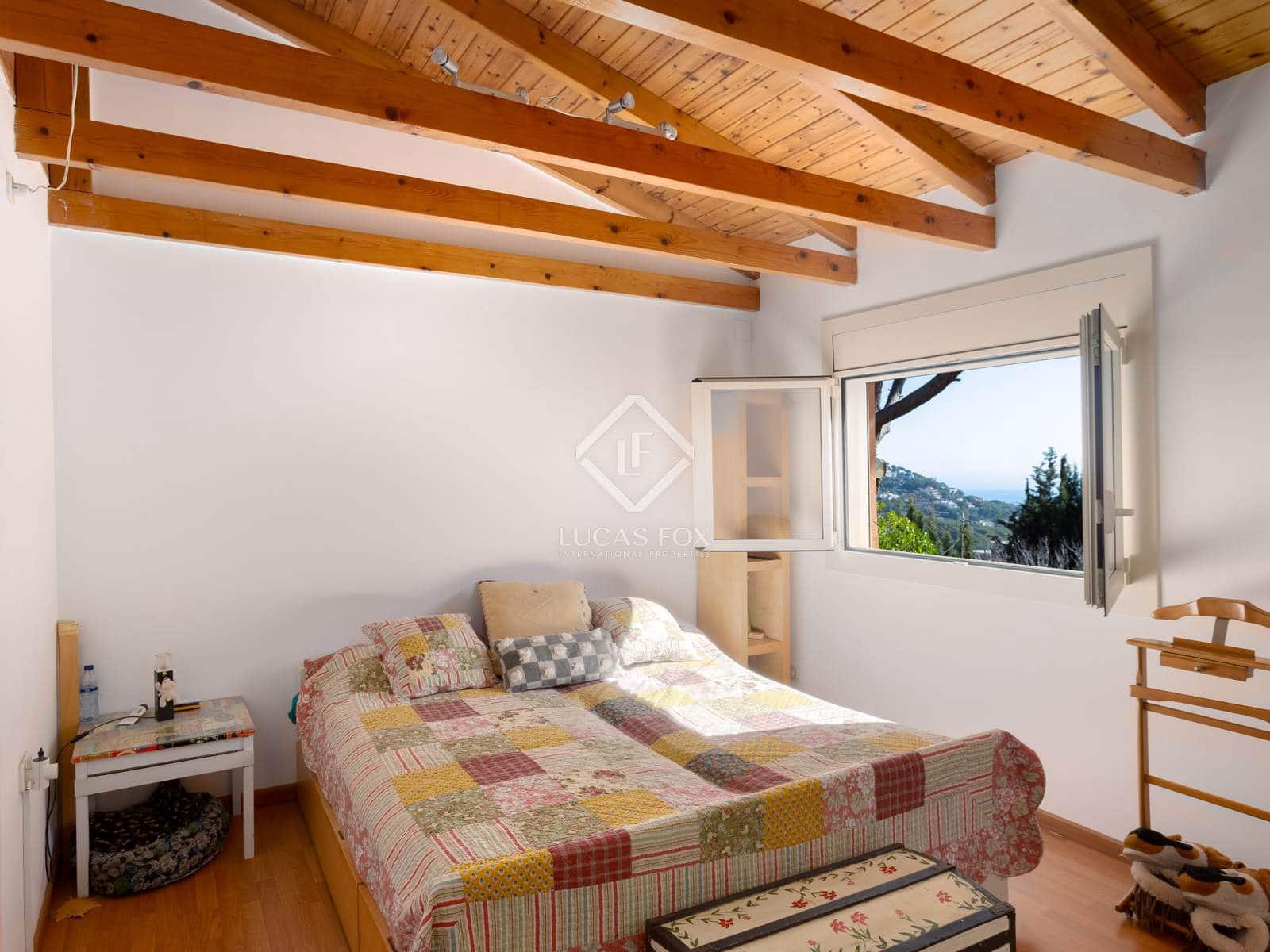 5 soveværelse Villa til salg i Cabrils med swimmingpool garage - € 710.000 (Ref: 8850382)