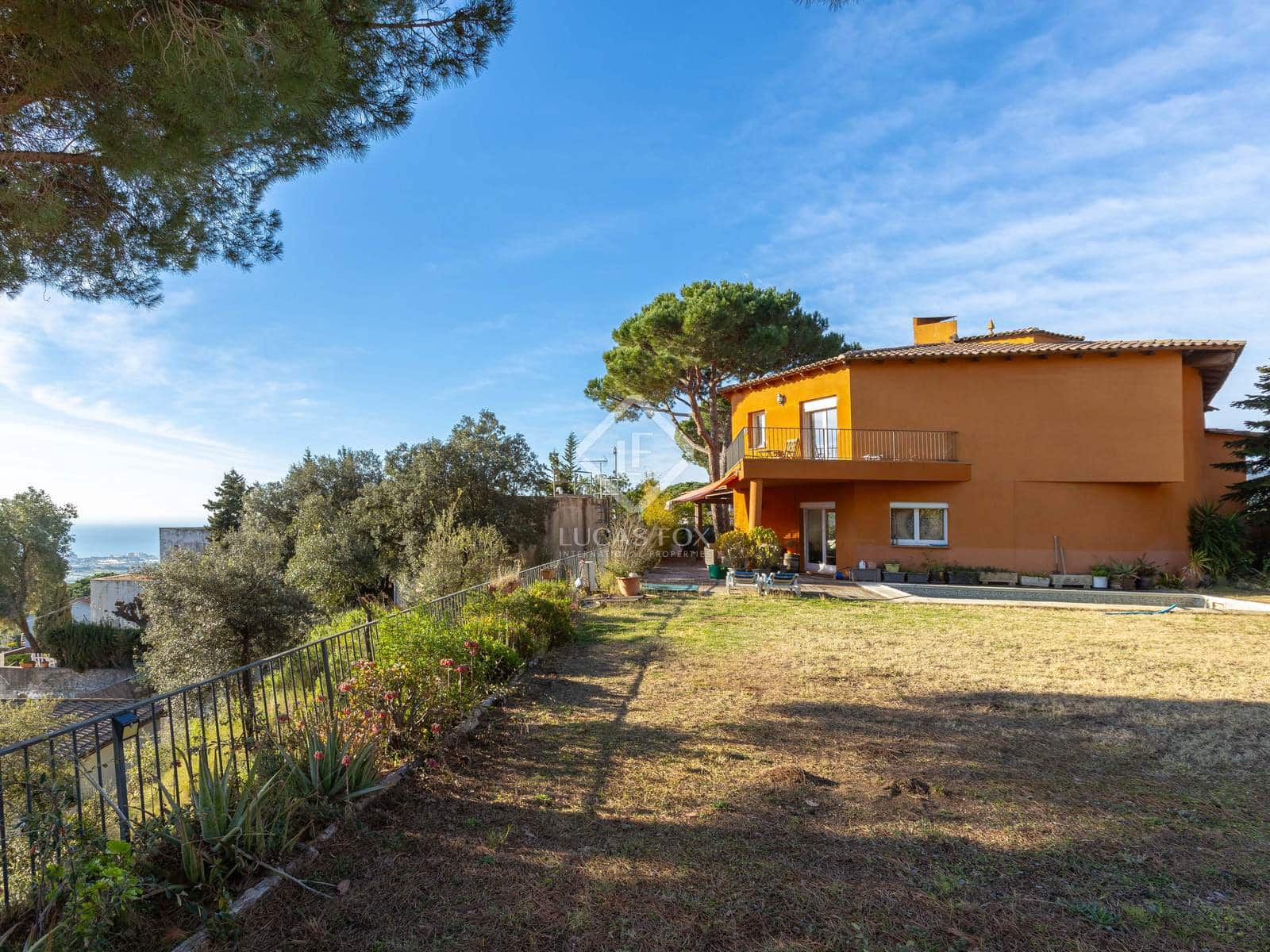 5 soveværelse Villa til salg i Cabrils med swimmingpool garage - € 710.000 (Ref: 8850382)