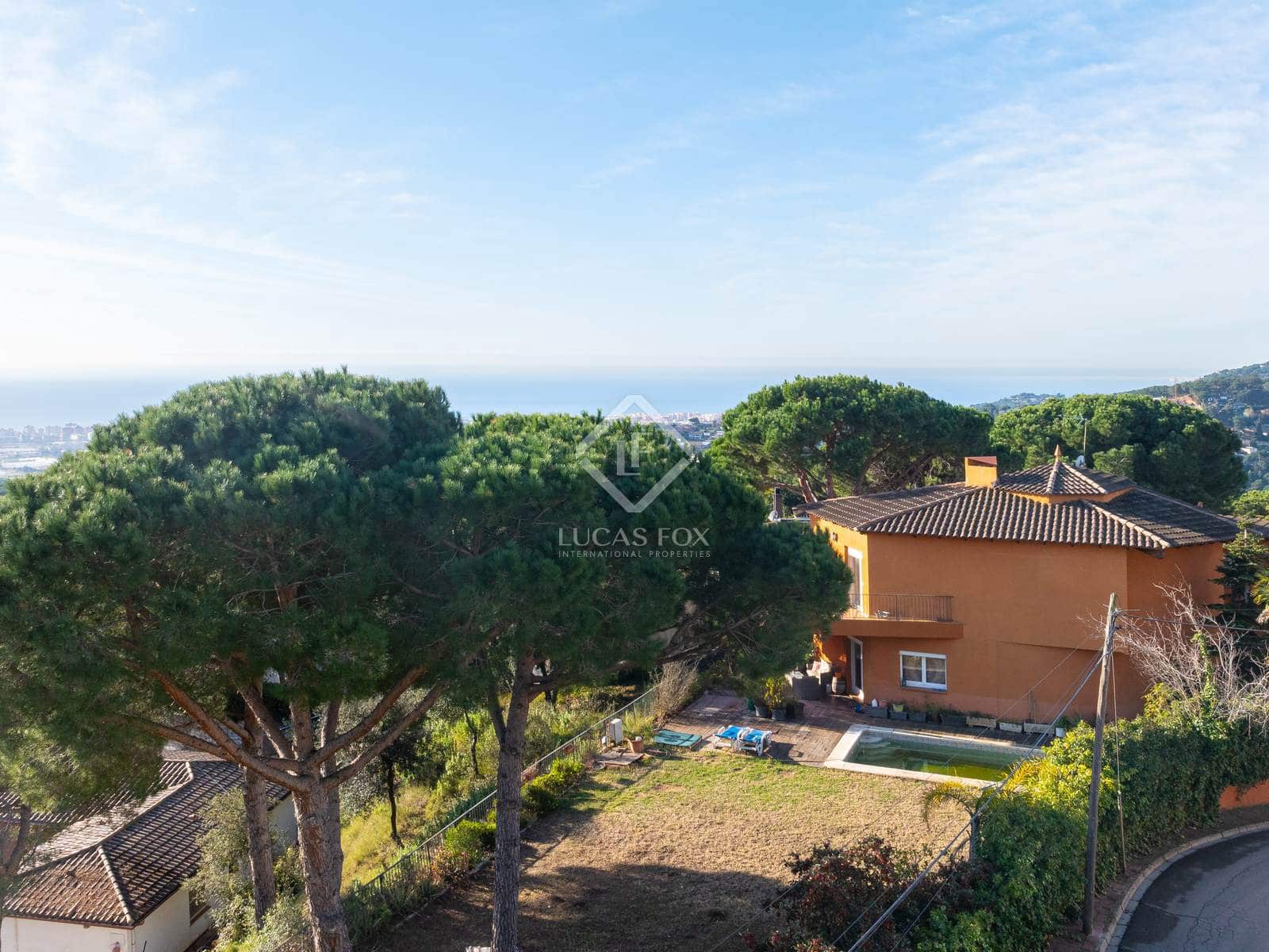 5 soveværelse Villa til salg i Cabrils med swimmingpool garage - € 710.000 (Ref: 8850382)