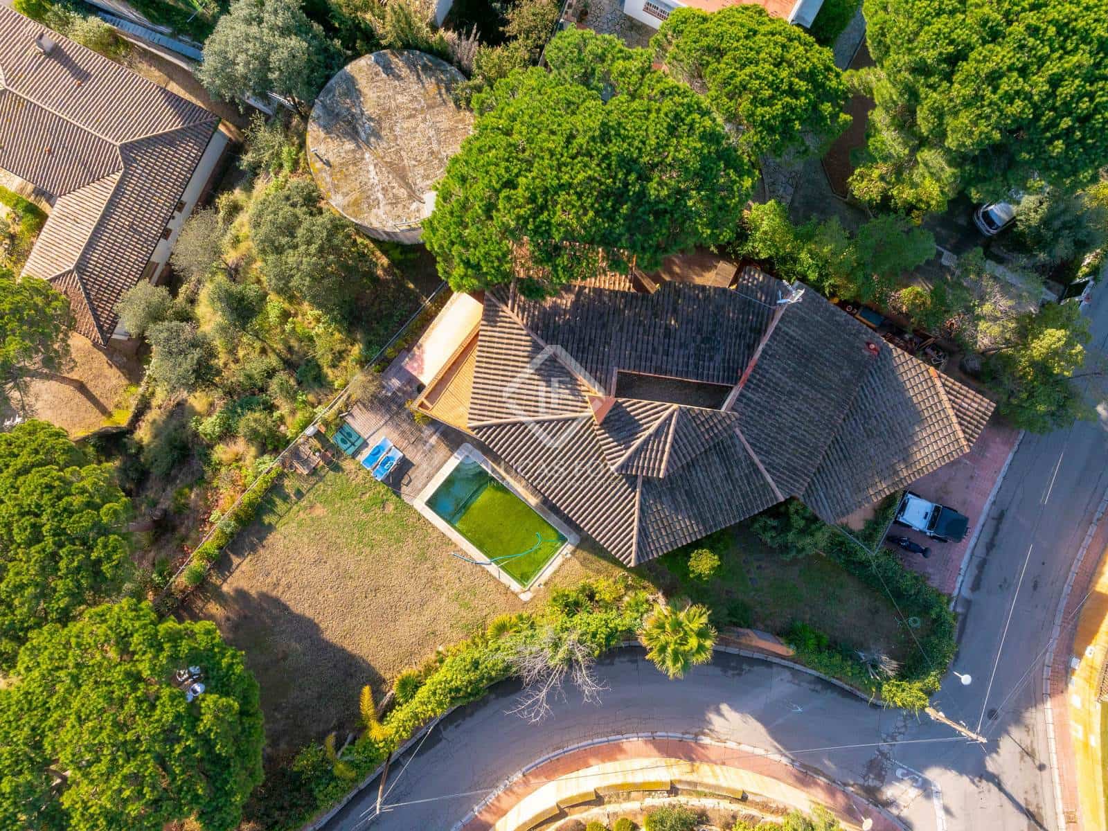 5 soveværelse Villa til salg i Cabrils med swimmingpool garage - € 710.000 (Ref: 8850382)