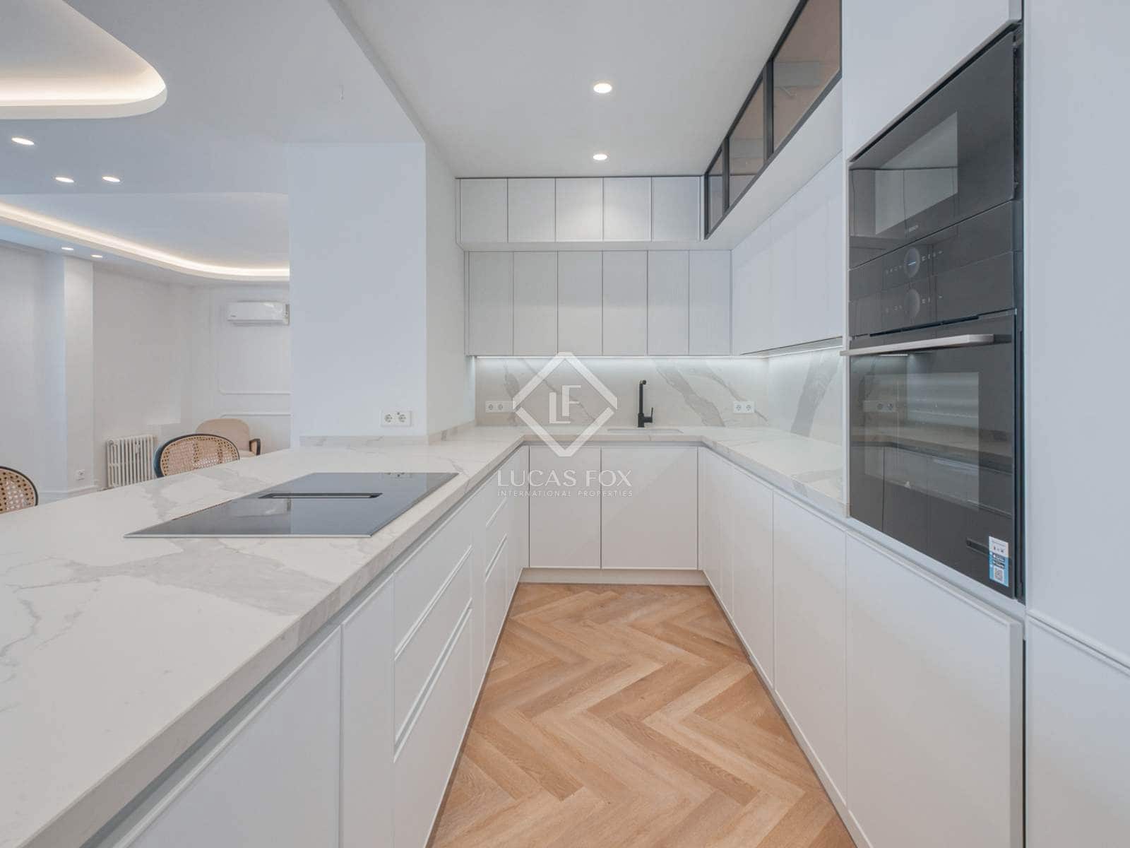 3 sypialnia Apartament na sprzedaż w Miasto Madryt - 1 300 000 € (Ref: 8850671)