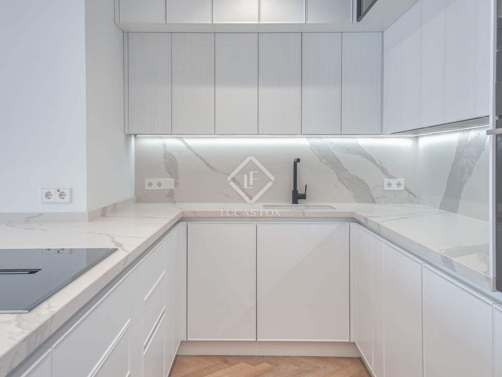 3 sypialnia Apartament na sprzedaż w Miasto Madryt - 1 300 000 € (Ref: 8850671)