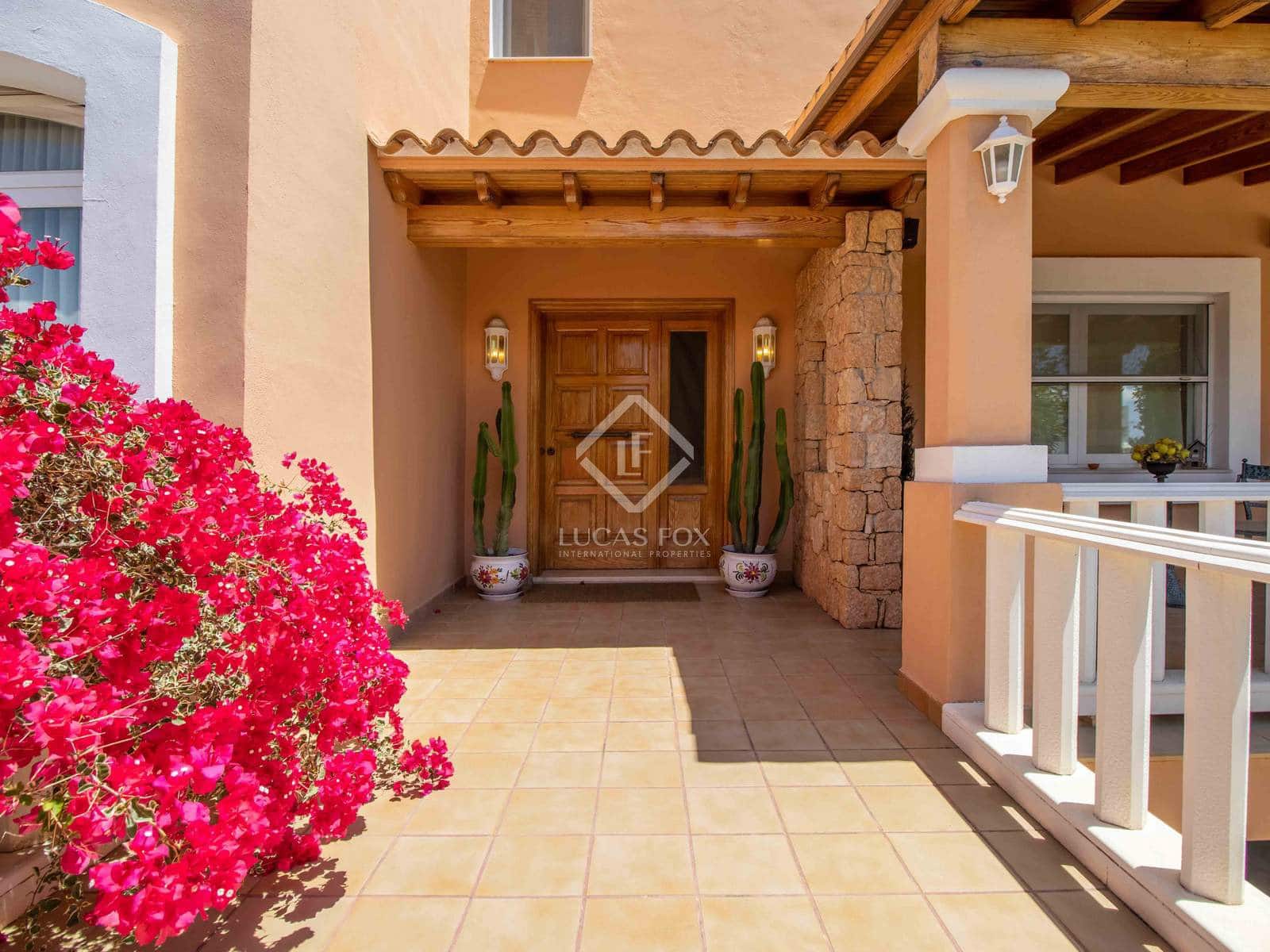 5 soverom Villa til salgs i Nuestra Senora de Jesus med svømmebasseng garasje - € 3 960 000 (Ref: 8850674)