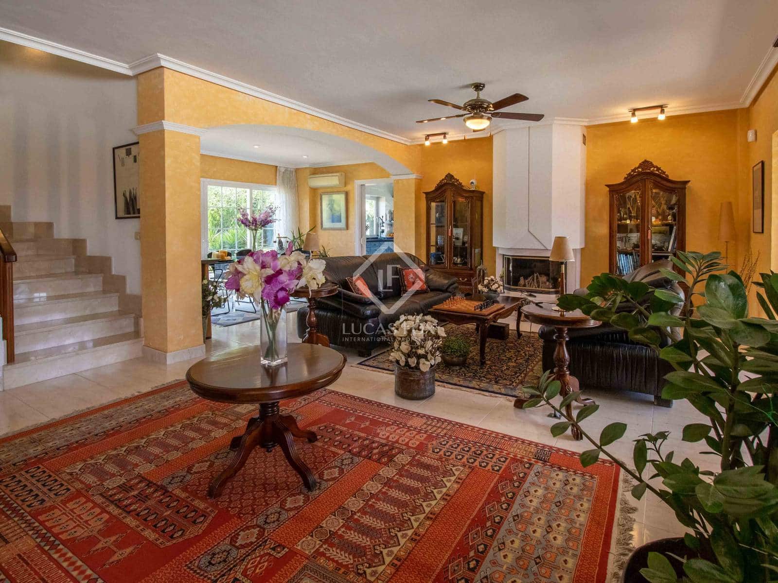 5 soverom Villa til salgs i Nuestra Senora de Jesus med svømmebasseng garasje - € 3 960 000 (Ref: 8850674)