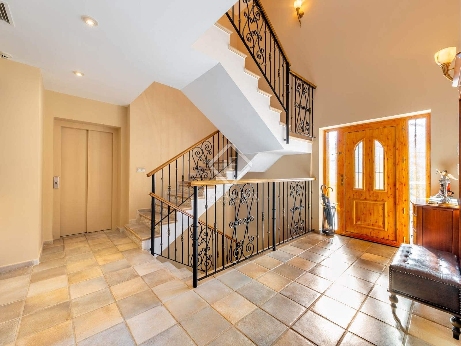 4 slaapkamer Villa te koop in Muchamiel / Mutxamel met zwembad garage - € 899.000 (Ref: 8853052)