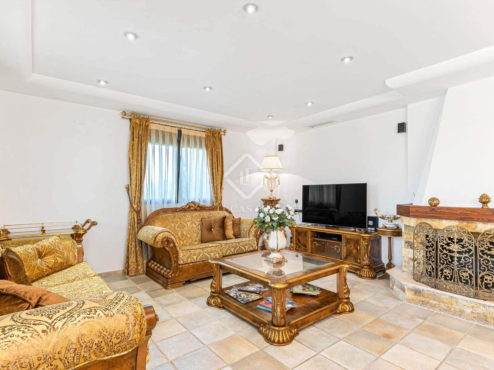 4 slaapkamer Villa te koop in Muchamiel / Mutxamel met zwembad garage - € 899.000 (Ref: 8853052)