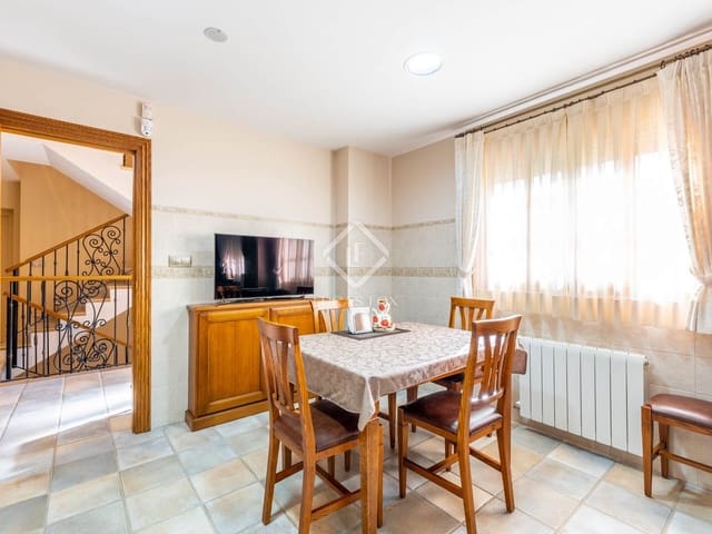 4 chambre Villa/Maison à vendre à Muchamiel / Mutxamel avec piscine garage - 899 000 € (Ref: 8853052)