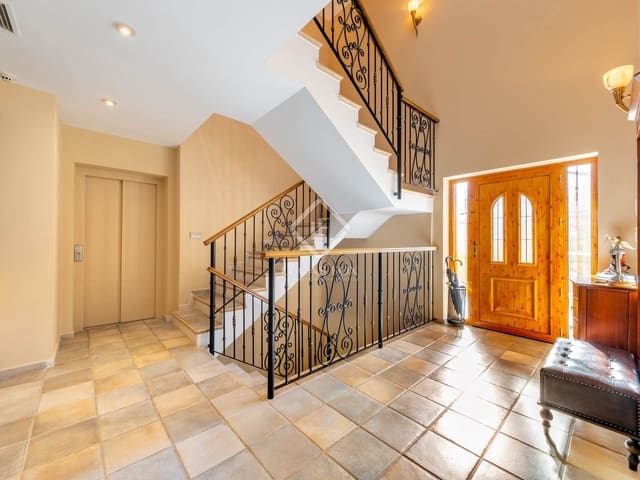 4 chambre Villa/Maison à vendre à Muchamiel / Mutxamel avec piscine garage - 899 000 € (Ref: 8853052)