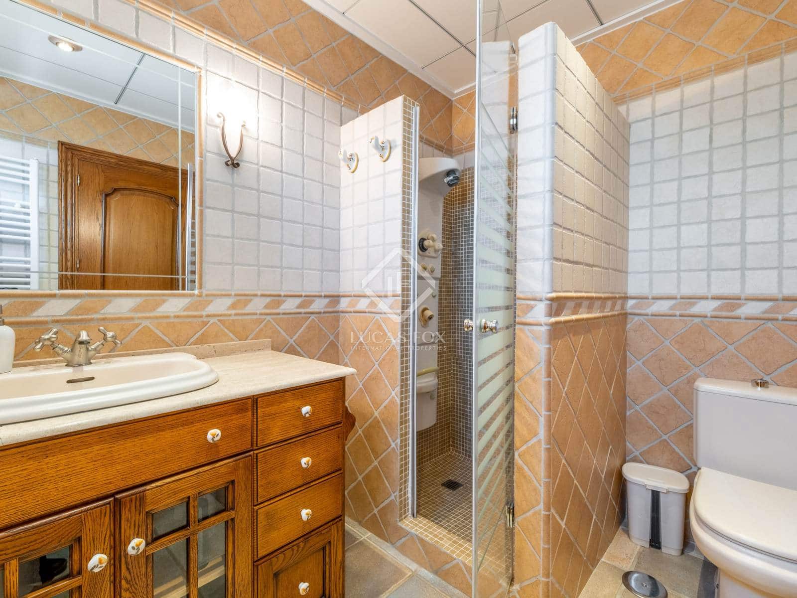 4 slaapkamer Villa te koop in Muchamiel / Mutxamel met zwembad garage - € 899.000 (Ref: 8853052)