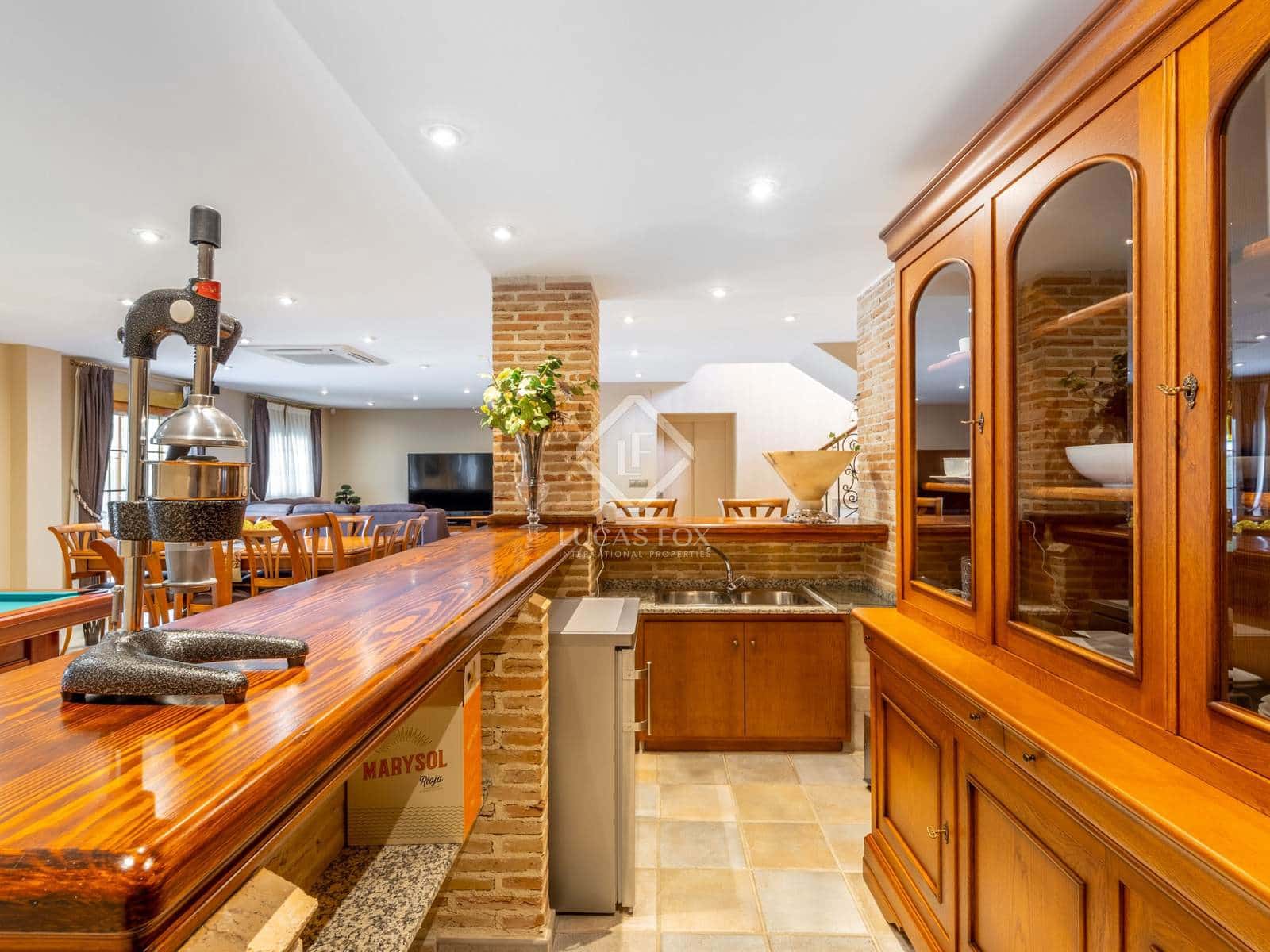 4 slaapkamer Villa te koop in Muchamiel / Mutxamel met zwembad garage - € 899.000 (Ref: 8853052)