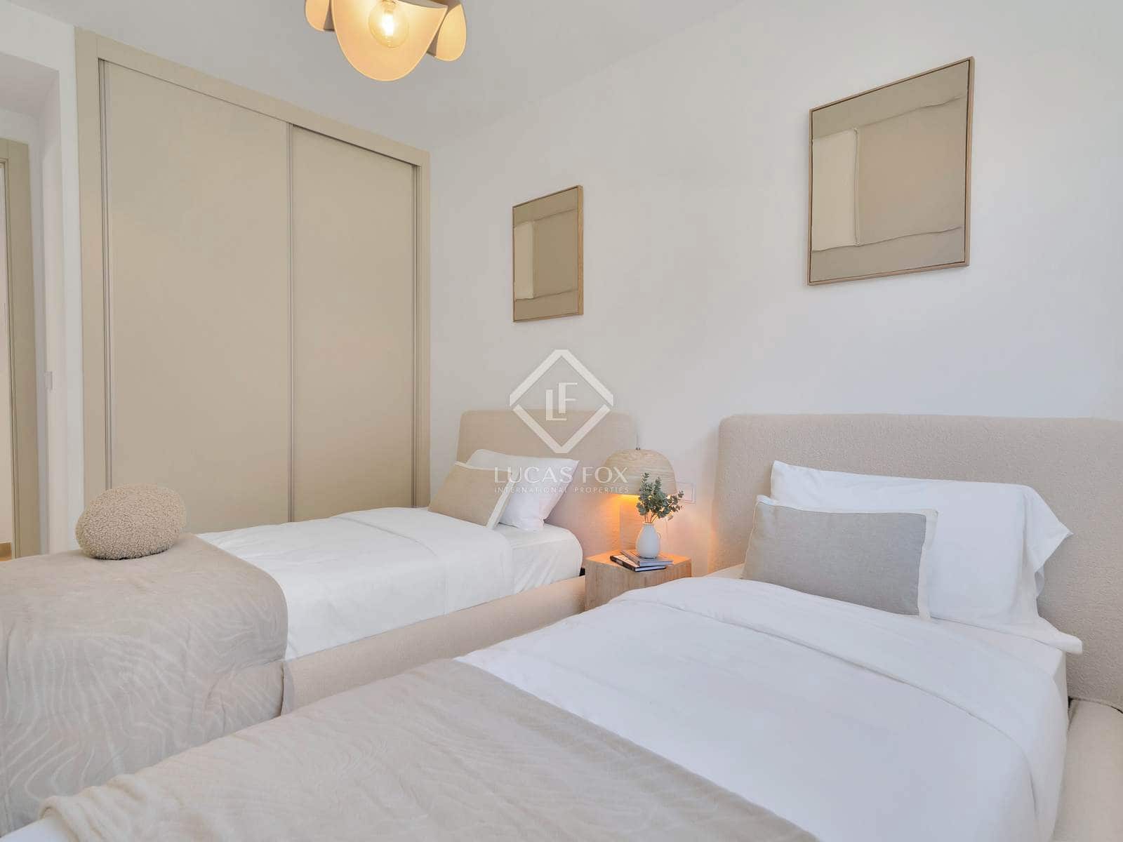 3 quarto Penthouse para venda em Estepona - 999 000 € (Ref: 8855340)