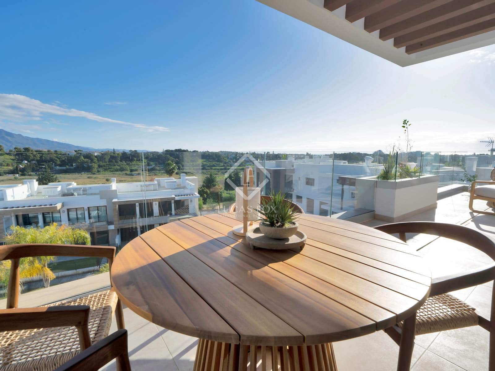 3 quarto Penthouse para venda em Estepona - 999 000 € (Ref: 8855340)