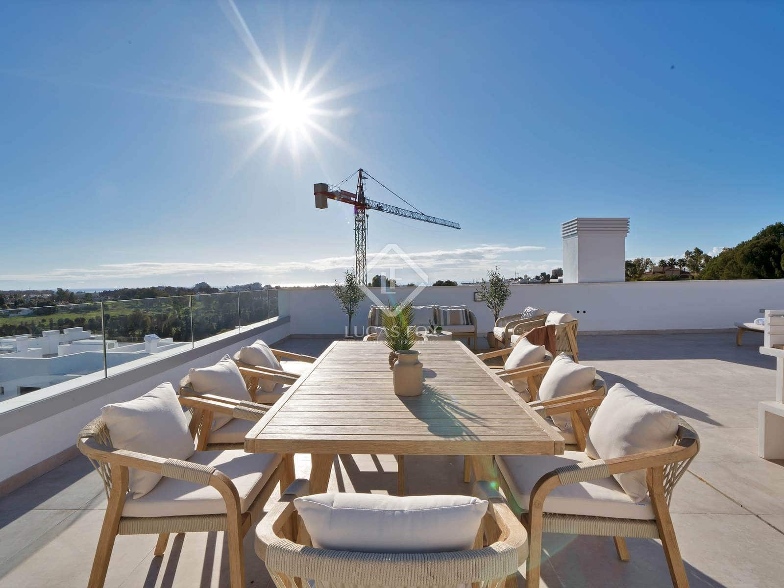 3 quarto Penthouse para venda em Estepona - 999 000 € (Ref: 8855340)