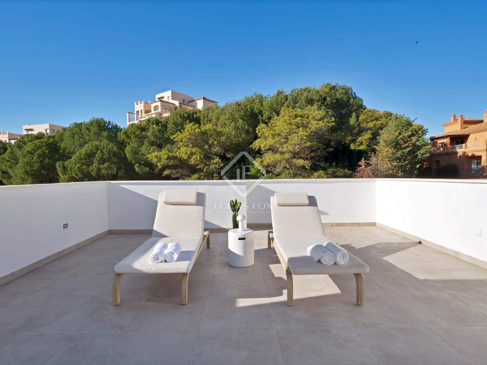 3 quarto Penthouse para venda em Estepona - 999 000 € (Ref: 8855340)