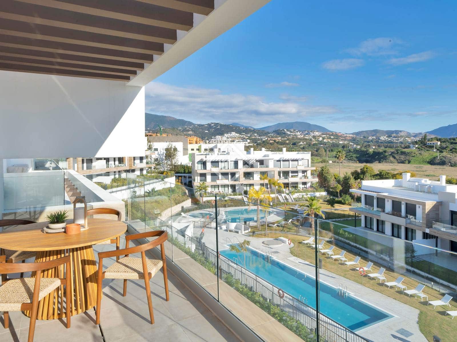 3 quarto Penthouse para venda em Estepona - 999 000 € (Ref: 8855340)