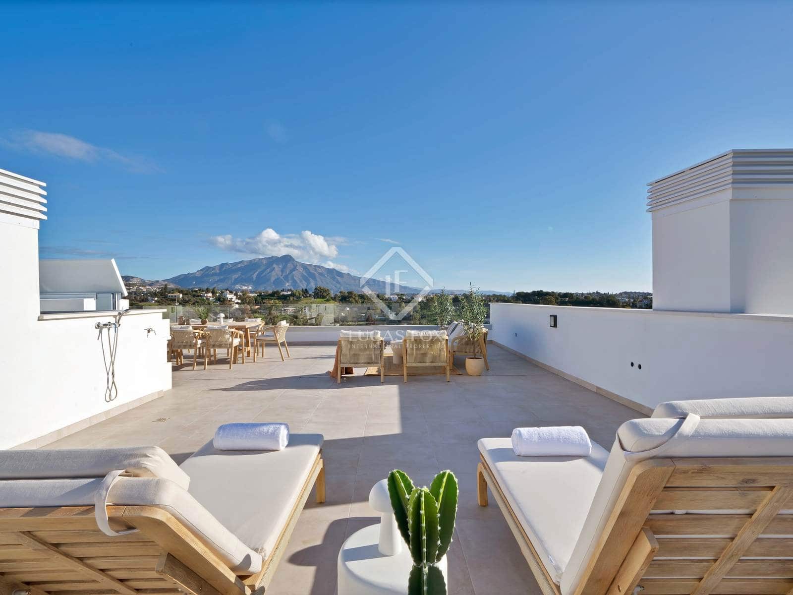 3 quarto Penthouse para venda em Estepona - 999 000 € (Ref: 8855340)