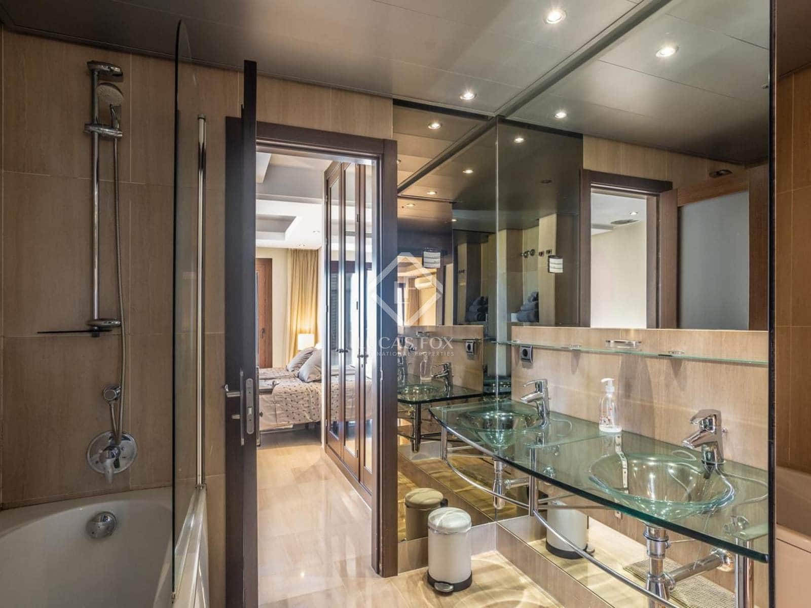 2 chambre Penthouse à vendre à Estepona avec piscine - 630 000 € (Ref: 8855914)