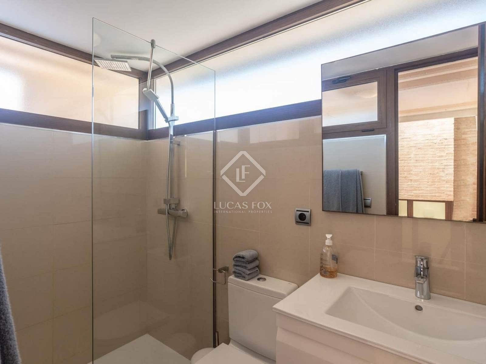 2 chambre Penthouse à vendre à Estepona avec piscine - 630 000 € (Ref: 8855914)