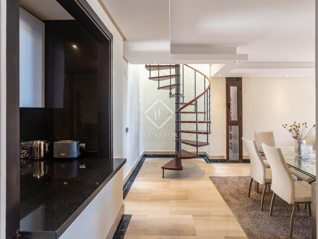 2 chambre Penthouse à vendre à Estepona avec piscine - 630 000 € (Ref: 8855914)