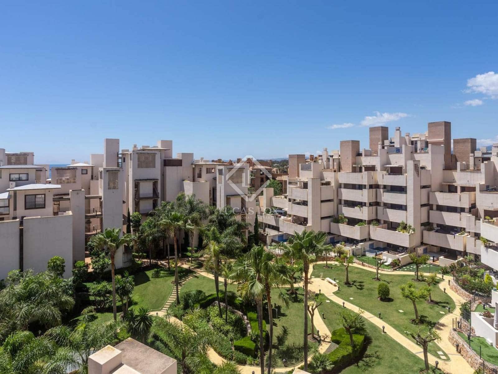 2 chambre Penthouse à vendre à Estepona avec piscine - 630 000 € (Ref: 8855914)