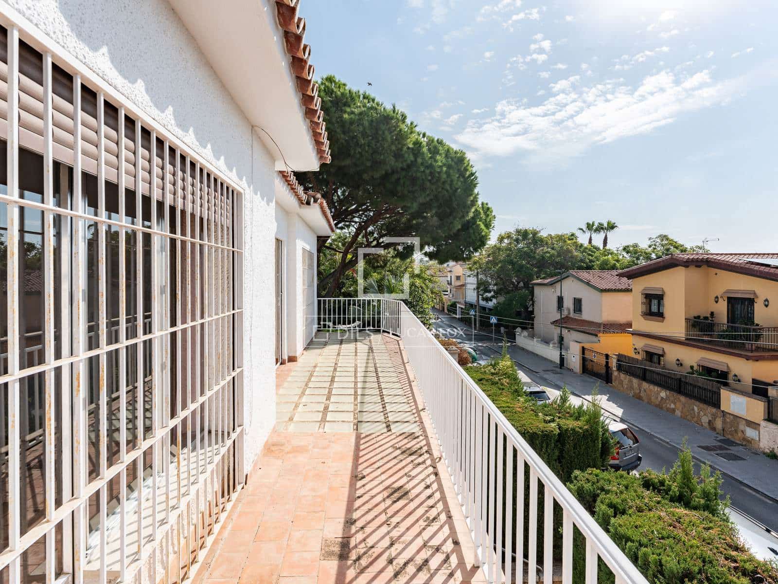 4 soveværelse Villa til salg i Malaga by med swimmingpool garage - € 1.590.000 (Ref: 8855916)