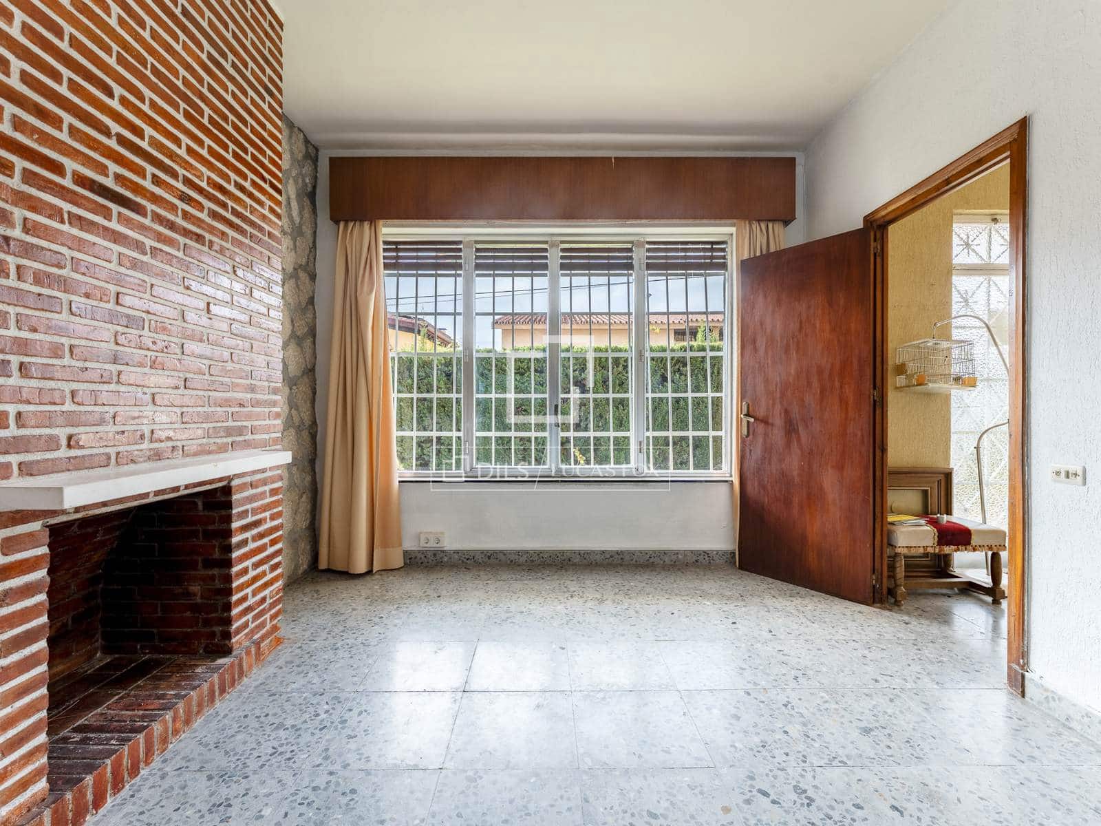 4 soveværelse Villa til salg i Malaga by med swimmingpool garage - € 1.590.000 (Ref: 8855916)