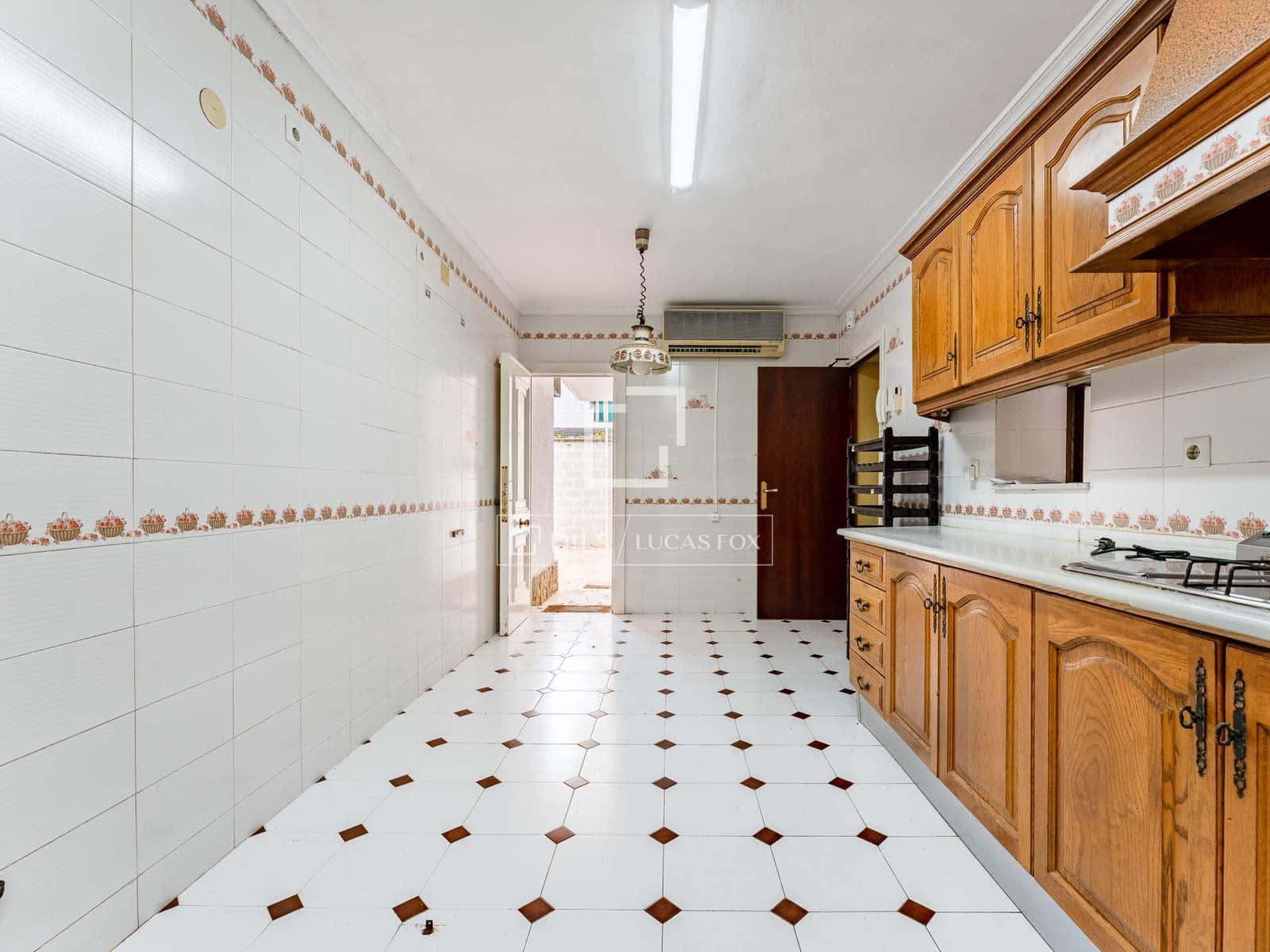 4 soveværelse Villa til salg i Malaga by med swimmingpool garage - € 1.590.000 (Ref: 8855916)