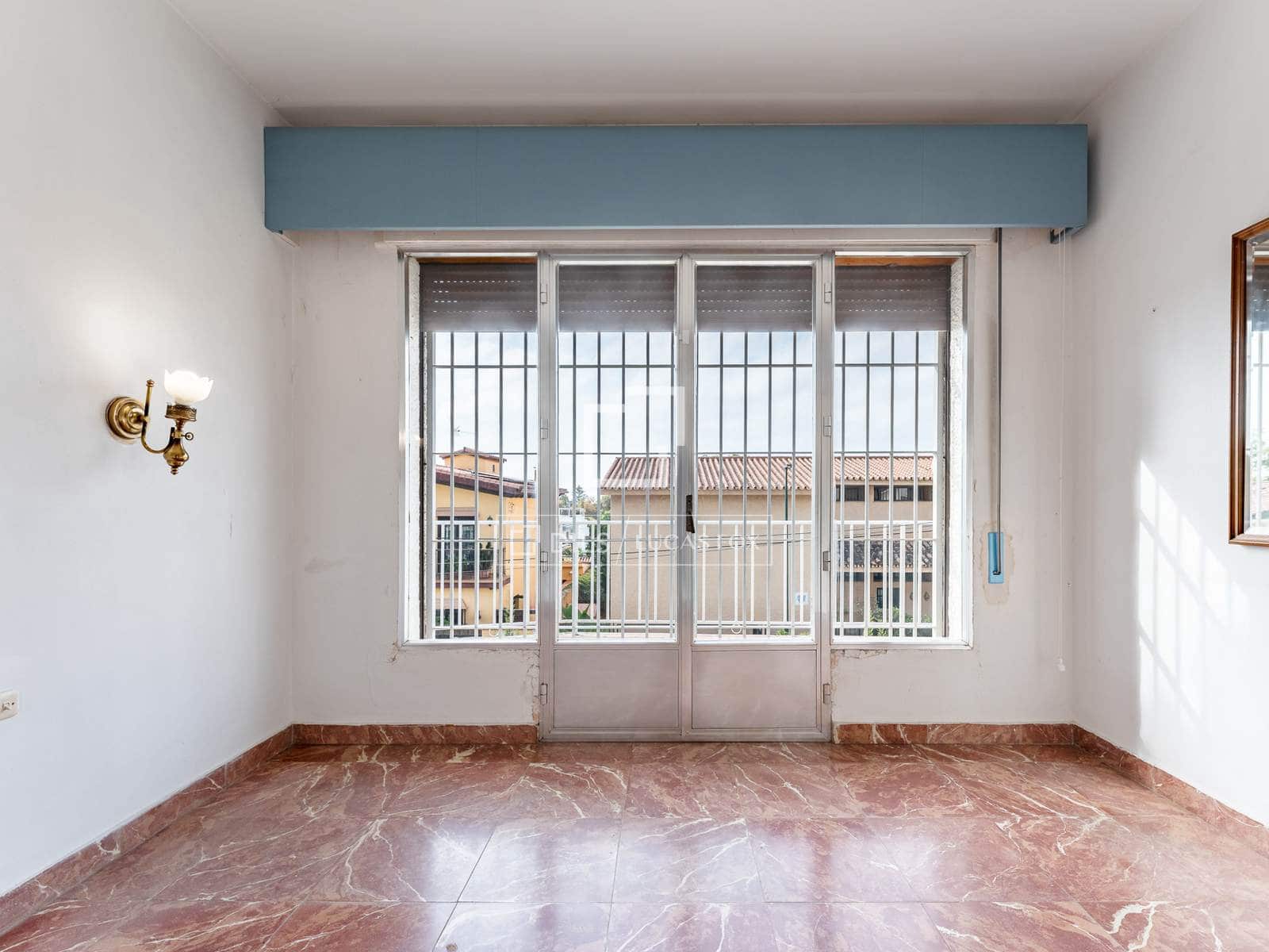 4 soveværelse Villa til salg i Malaga by med swimmingpool garage - € 1.590.000 (Ref: 8855916)